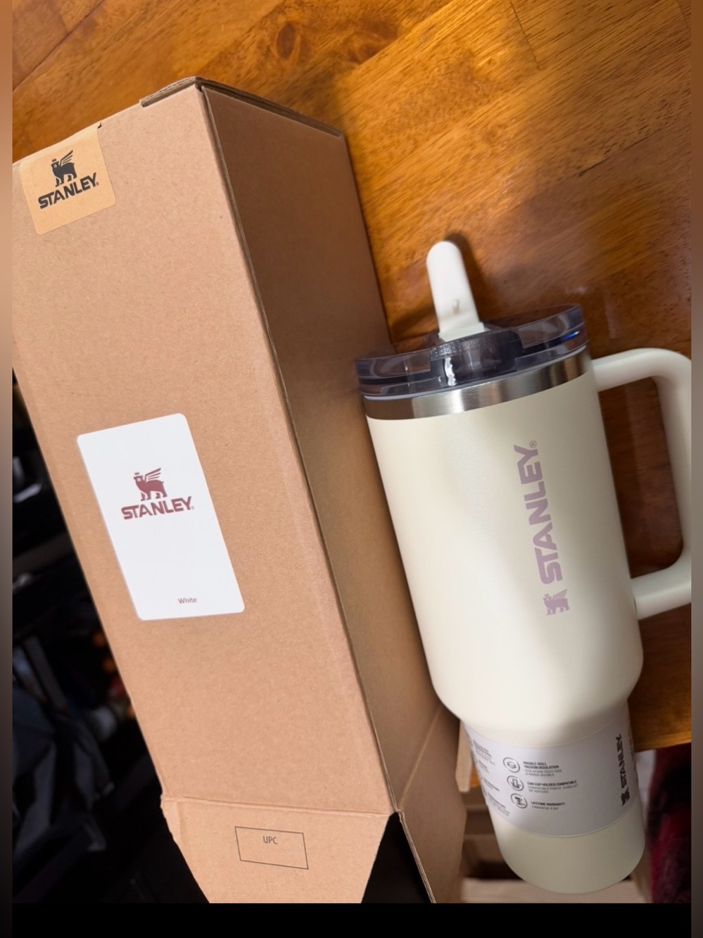 The Quencher ProTour Flip Straw 40 OZ -  Cream/Grey Trim NWT 🤍🩶